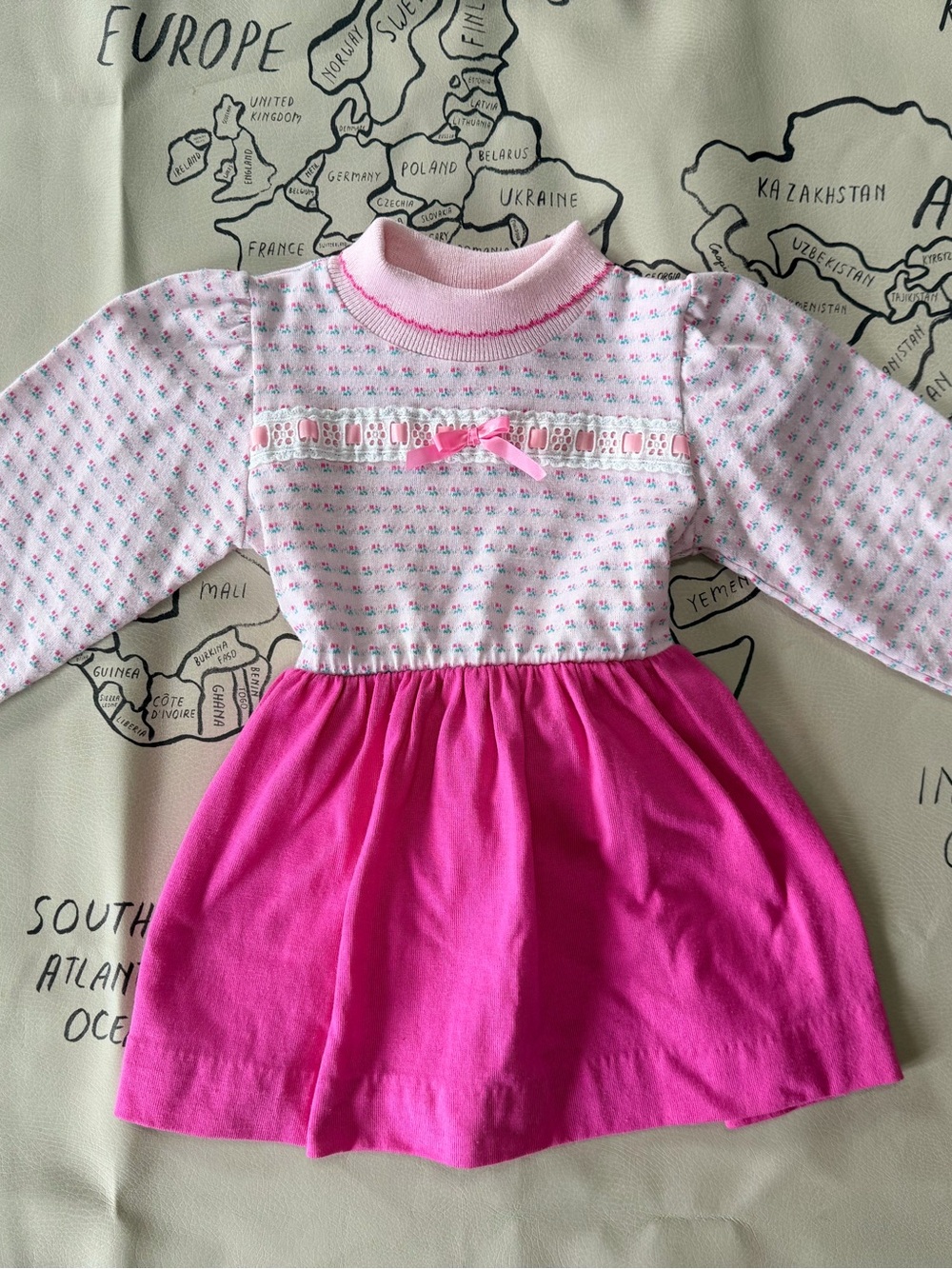Vintage Health-tex Pink Knit Dress with Multicolor Accents and Tie Waist